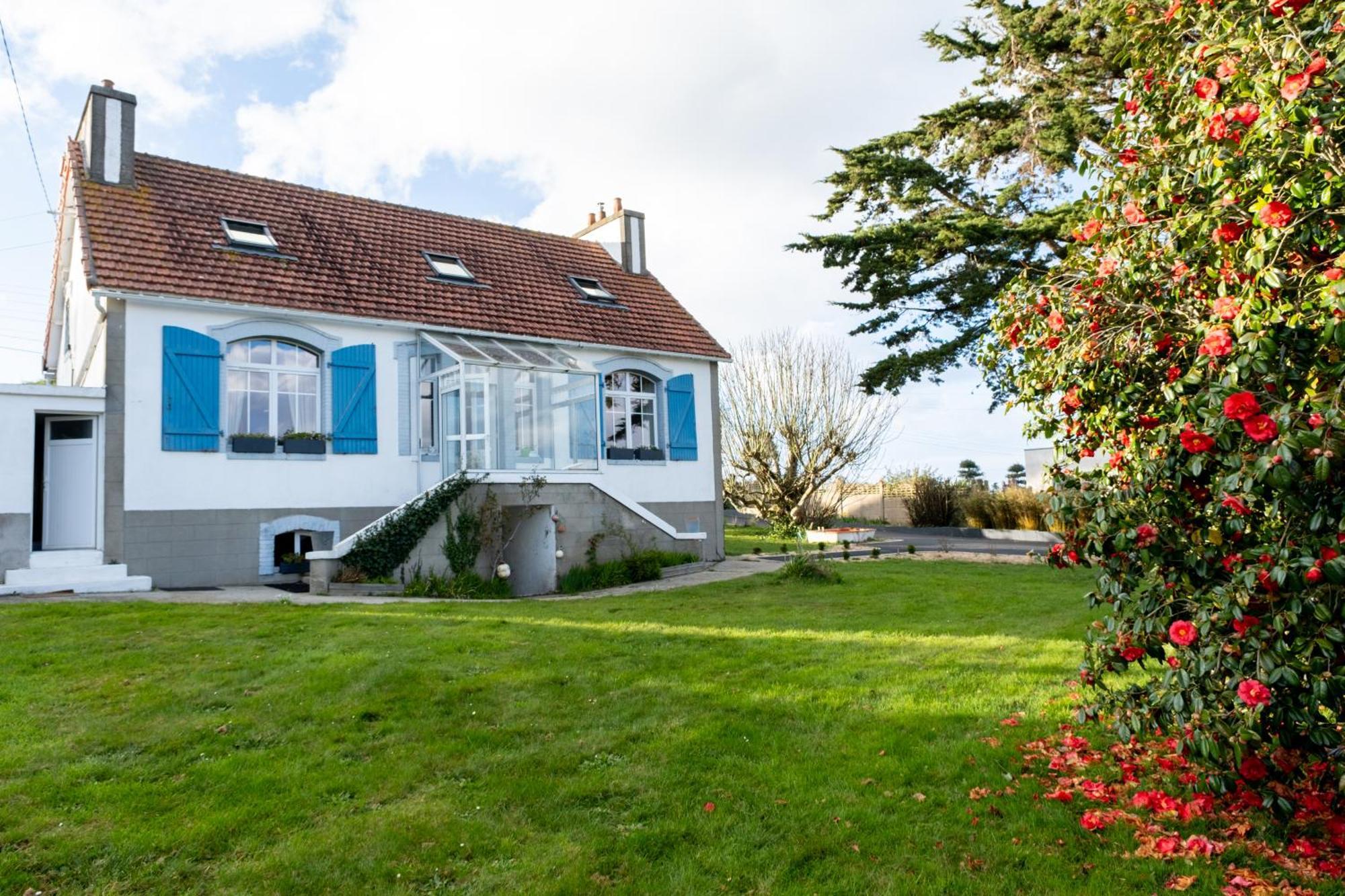 La Maison Aux Volets Bleus A 300M De La Plage Locquirec Kültér fotó